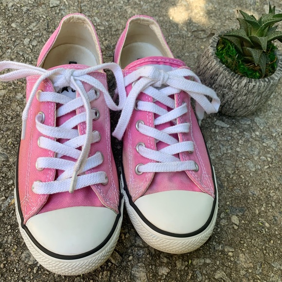 Acid Washed Pink Converse - Picture 2 of 7